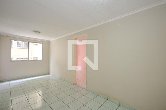 Sala de apartamento para alugar com 3 quartos, 60m² em Parque Munhoz, São Paulo
