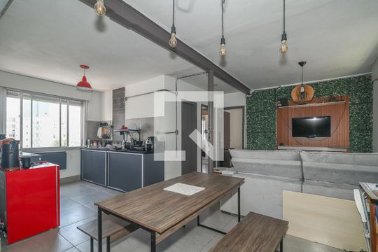 Sala /cozinha de apartamento à venda com 2 quartos, 70m² em Bela Vista, Porto Alegre