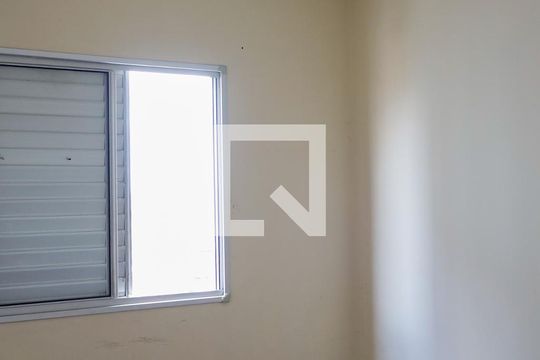 Quarto 1 de apartamento para alugar com 3 quartos, 54m² em Bussocaba, Osasco