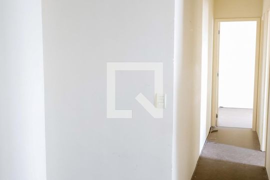 sala de apartamento para alugar com 3 quartos, 54m² em Bussocaba, Osasco