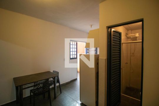 Kitnet de kitnet/studio para alugar com 1 quarto, 30m² em Cidade Universitária, Campinas
