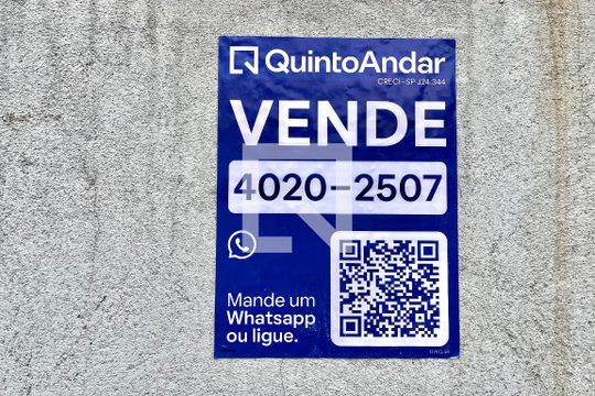 Plaquinha de casa à venda com 2 quartos, 80m² em Vila Fachini, São Paulo
