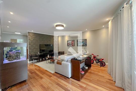 Sala de casa à venda com 3 quartos, 380m² em Jardim Humaita, São Paulo