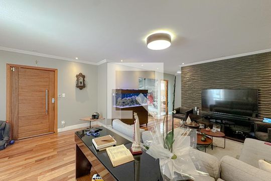 Sala de casa à venda com 3 quartos, 380m² em Jardim Humaita, São Paulo