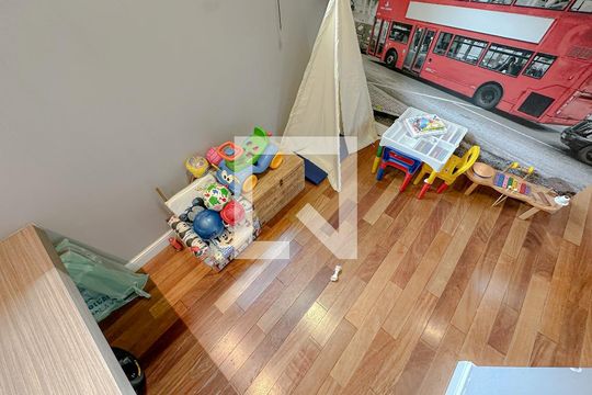 Escritório de casa à venda com 3 quartos, 380m² em Jardim Humaita, São Paulo