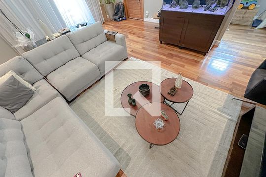 Sala de casa à venda com 3 quartos, 380m² em Jardim Humaita, São Paulo