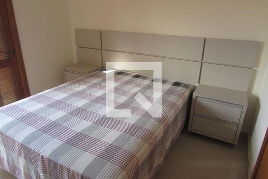 Quarto de casa à venda com 2 quartos, 122m² em Guarujá, Porto Alegre