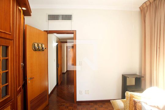 Quarto 2 Suíte de apartamento para alugar com 3 quartos, 170m² em Independência, Porto Alegre
