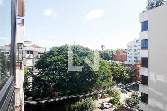 Sala 2 Vista de apartamento para alugar com 3 quartos, 170m² em Independência, Porto Alegre