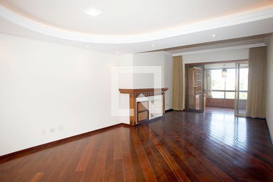 Sala 1 de apartamento para alugar com 3 quartos, 170m² em Independência, Porto Alegre