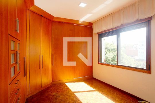 Quarto 1 Suíte de apartamento para alugar com 3 quartos, 170m² em Independência, Porto Alegre