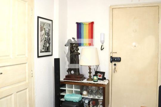 Sala de apartamento à venda com 1 quarto, 40m² em Bela Vista, São Paulo
