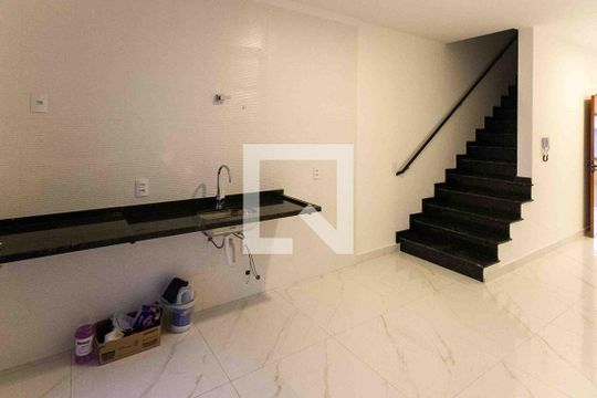 Cozinha de casa para alugar com 3 quartos, 119m² em Vila Carrão, São Paulo