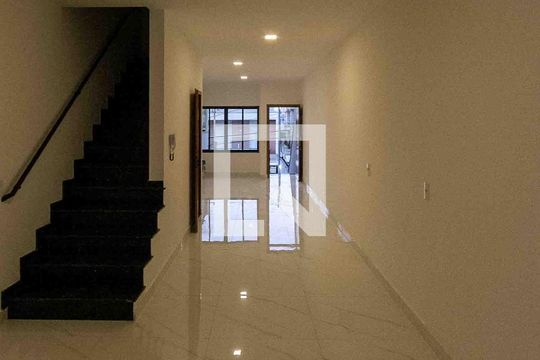 Cozinha de casa para alugar com 3 quartos, 119m² em Vila Carrão, São Paulo