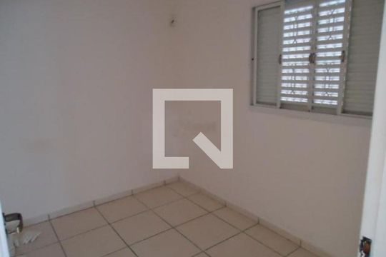 Casa à venda com 5 quartos, 150m² em Vila Esperança, São Paulo