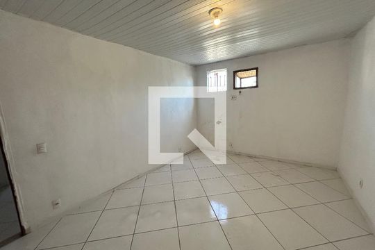 Quarto 1 de casa para alugar com 3 quartos, 305m² em Bento Ribeiro, Rio de Janeiro