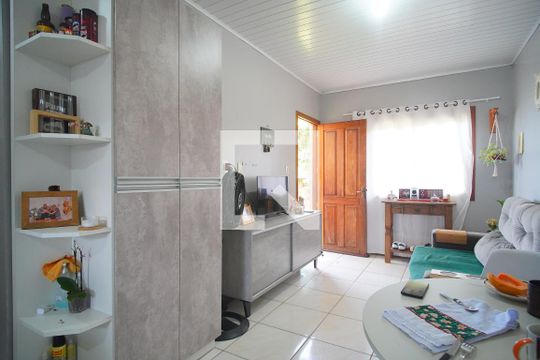 Sala de casa à venda com 2 quartos, 80m² em Campestre, São Leopoldo