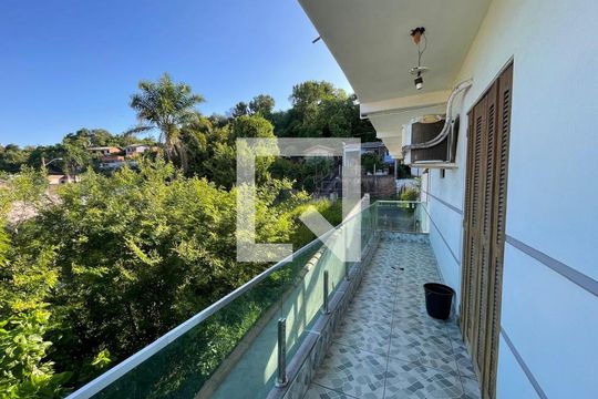 Casa à venda com 3 quartos, 115m² em Rondônia, Novo Hamburgo