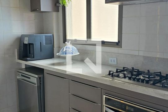 Apartamento para alugar com 5 quartos, 350m² em Santa Cruz do Jose Jacques, Ribeirão Preto