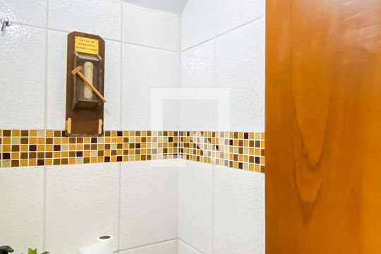 Lavabo  de casa à venda com 2 quartos, 115m² em Vila Ponte Rasa, São Paulo