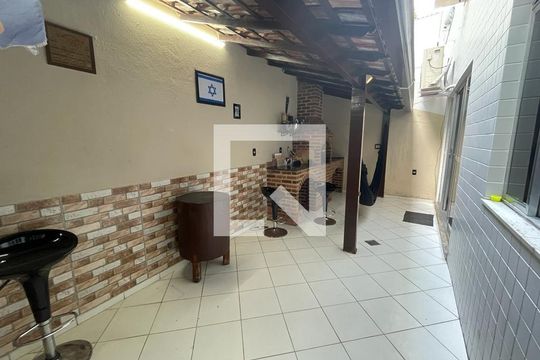 Área externa de apartamento para alugar com 3 quartos, 100m² em Jardim Guanabara, Rio de Janeiro