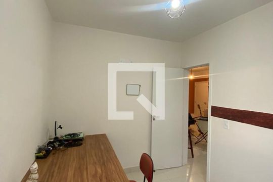 Apartamento para alugar com 2 quartos, 60m² em Pampulha, Uberlândia