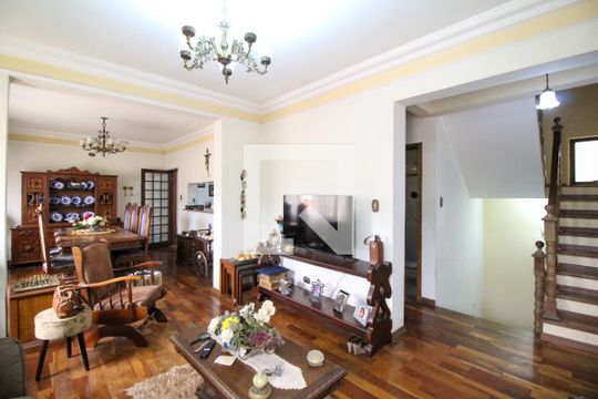 Sala de casa para alugar com 5 quartos, 600m² em Olímpico, São Caetano do Sul