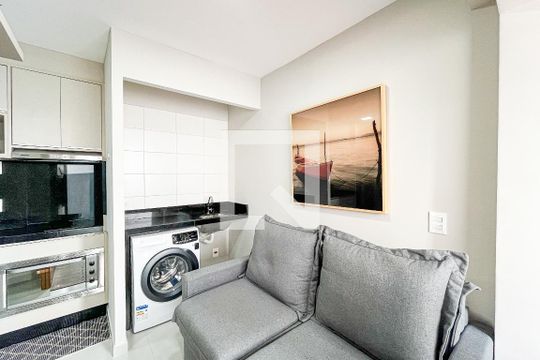 Sala/Cozinha de apartamento à venda com 2 quartos, 35m² em Barra Funda, São Paulo