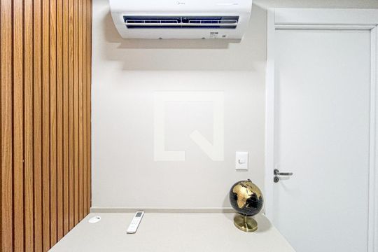 Sala/Cozinha de apartamento à venda com 2 quartos, 35m² em Barra Funda, São Paulo