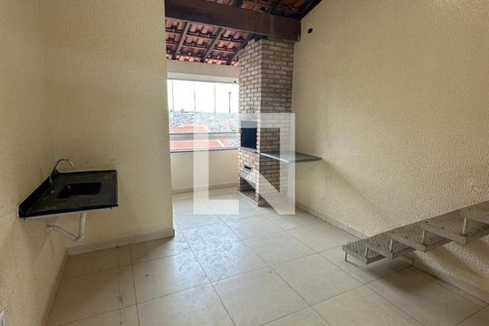 Casa à venda com 3 quartos, 178m² em Vila Curuçá, Santo André