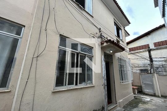 Fachada de casa à venda com 2 quartos, 50m² em Engenho de Dentro, Rio de Janeiro