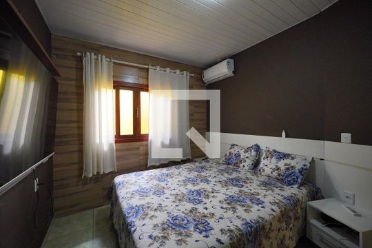 Quarto 1 de casa para alugar com 2 quartos, 100m² em São João do Rio Vermelho, Florianópolis