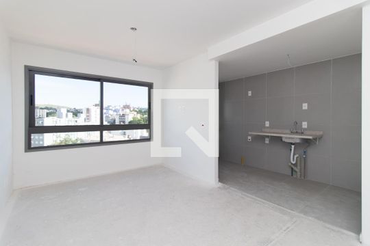 Apartamento à venda com 2 quartos, 60m² em Farroupilha, Porto Alegre