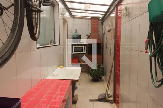 Área de Serviço de casa de condomínio para alugar com 3 quartos, 100m² em Macuco, Santos