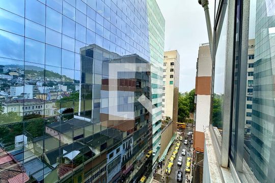 Kitnet/Studio à venda com 1 quarto, 30m² em Centro, Rio de Janeiro