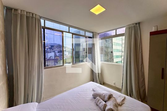 Kitnet/Studio para alugar com 1 quarto, 30m² em Centro, Rio de Janeiro