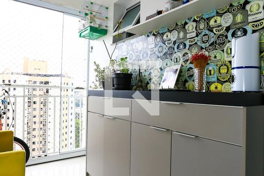 Varanda de apartamento à venda com 2 quartos, 69m² em Vila Sonia do Taboao, Taboão da Serra