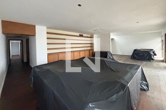 Sala de apartamento à venda com 5 quartos, 500m² em Leblon, Rio de Janeiro