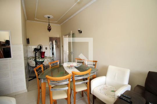 Sala de apartamento à venda com 2 quartos, 115m² em Brás de Pina, Rio de Janeiro