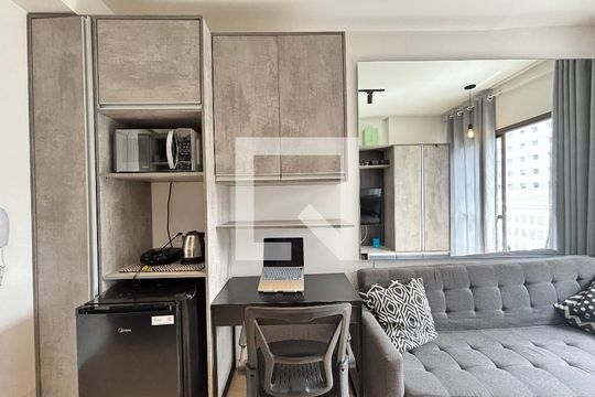 Studio de kitnet/studio à venda com 1 quarto, 30m² em Vila Nova Conceição, São Paulo