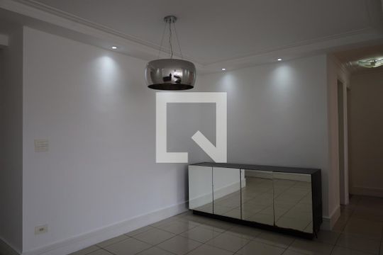 Apartamento para alugar com 3 quartos, 70m² em Vila Sofia, São Paulo