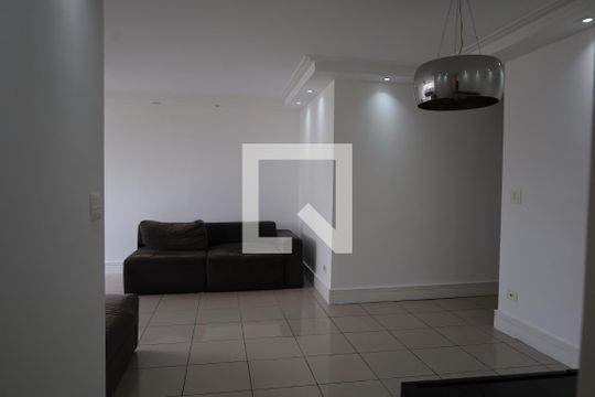 Apartamento para alugar com 3 quartos, 70m² em Vila Sofia, São Paulo