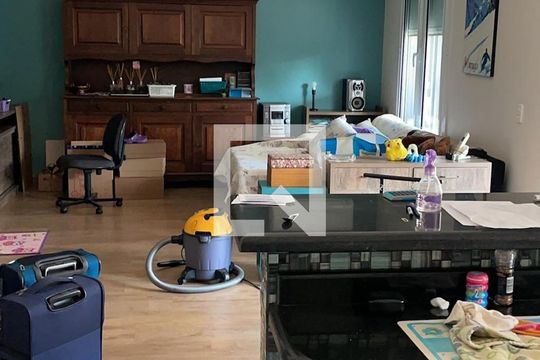 Sala de casa de condomínio para alugar com 3 quartos, 198m² em Residencial Barão do Café, Campinas