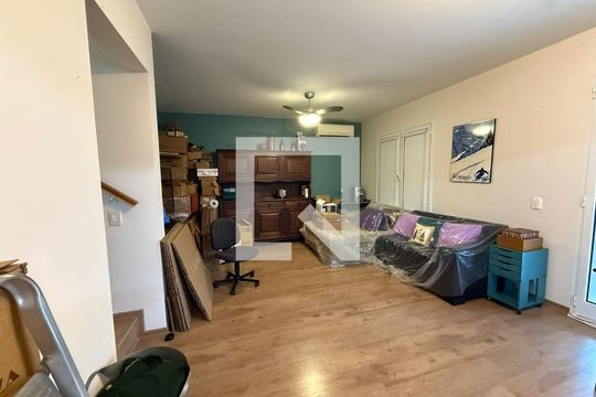 Sala de casa de condomínio para alugar com 3 quartos, 198m² em Residencial Barão do Café, Campinas