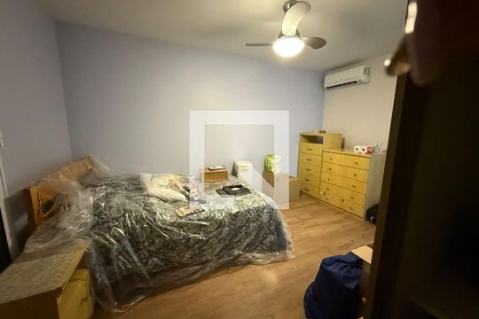 Quarto de casa de condomínio para alugar com 3 quartos, 198m² em Residencial Barão do Café, Campinas