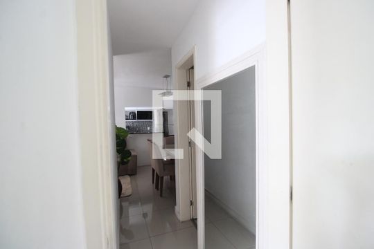 Sala - Corredor de apartamento para alugar com 2 quartos, 69m² em Taquara, Rio de Janeiro