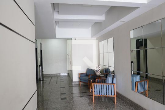 Hall de entrada de apartamento à venda com 3 quartos, 82m² em Vila Regente Feijó, São Paulo
