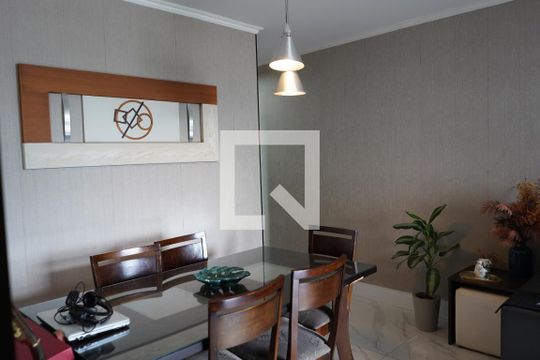 Sala de apartamento à venda com 3 quartos, 82m² em Vila Regente Feijó, São Paulo