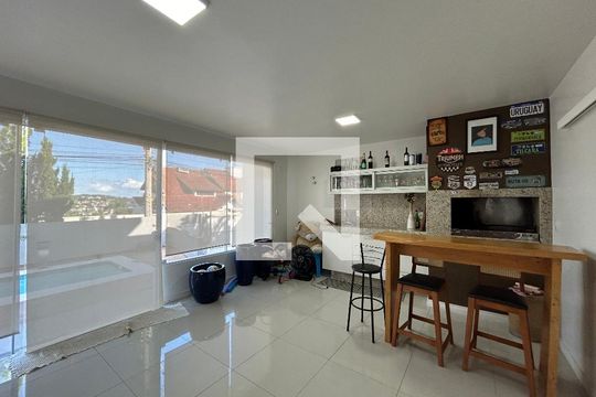 Casa à venda com 3 quartos, 212m² em Ideal, Novo Hamburgo
