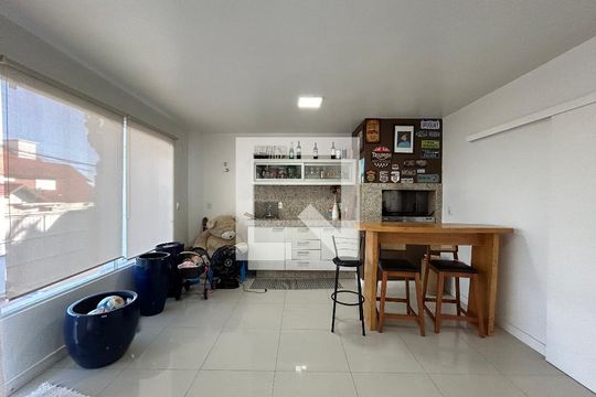Casa à venda com 3 quartos, 212m² em Ideal, Novo Hamburgo